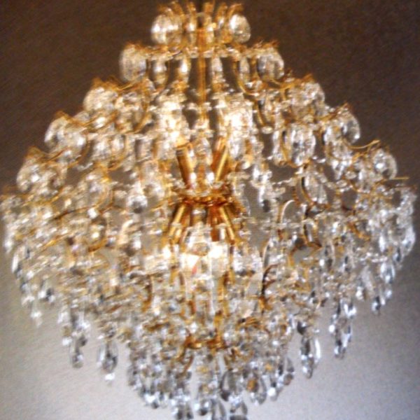 Kristallkrona - bollformad ca 70 x 70 cm